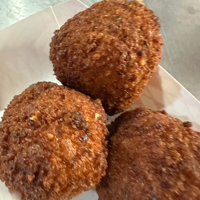 Mac N Cheese Balls.